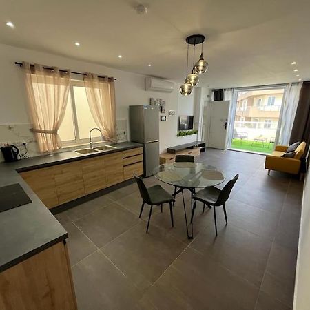 Penthouse St Paul'S Bay Daire St. Paul's Bay Dış mekan fotoğraf